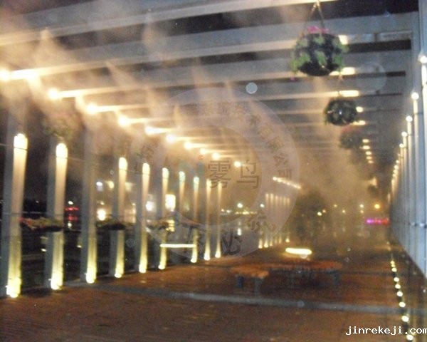 人工喷雾 人工喷雾